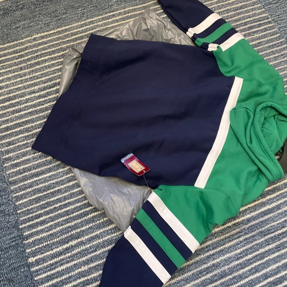 Mitchell & Ness Dallas Mavericks Hoodie - Picture 4 of 4